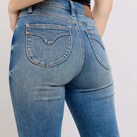 837d00f5-541f-4d2c-9f3a-7a92b12beb95-Max