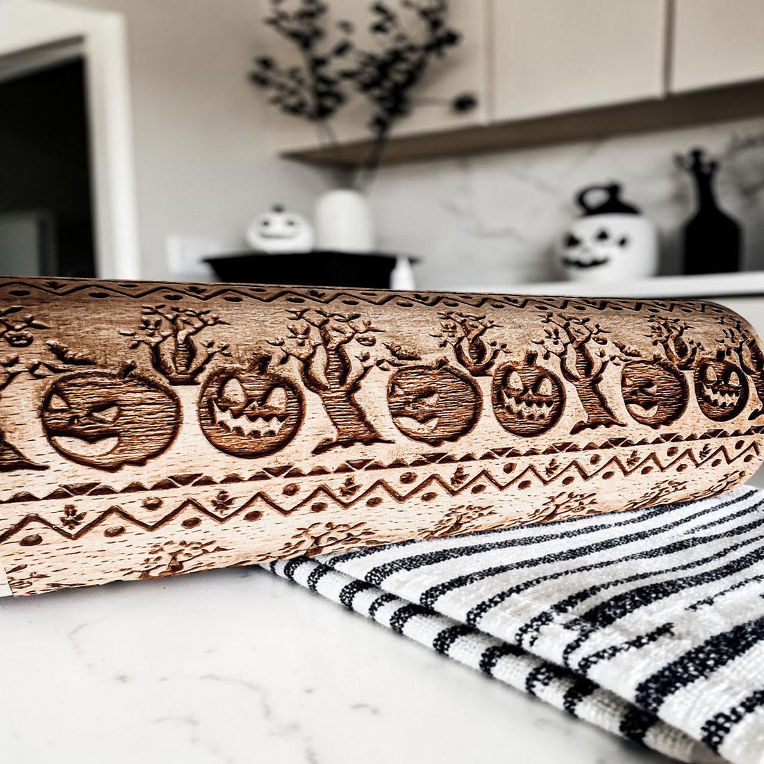 Embossed Halloween Rolling Pin — alternate product view 15