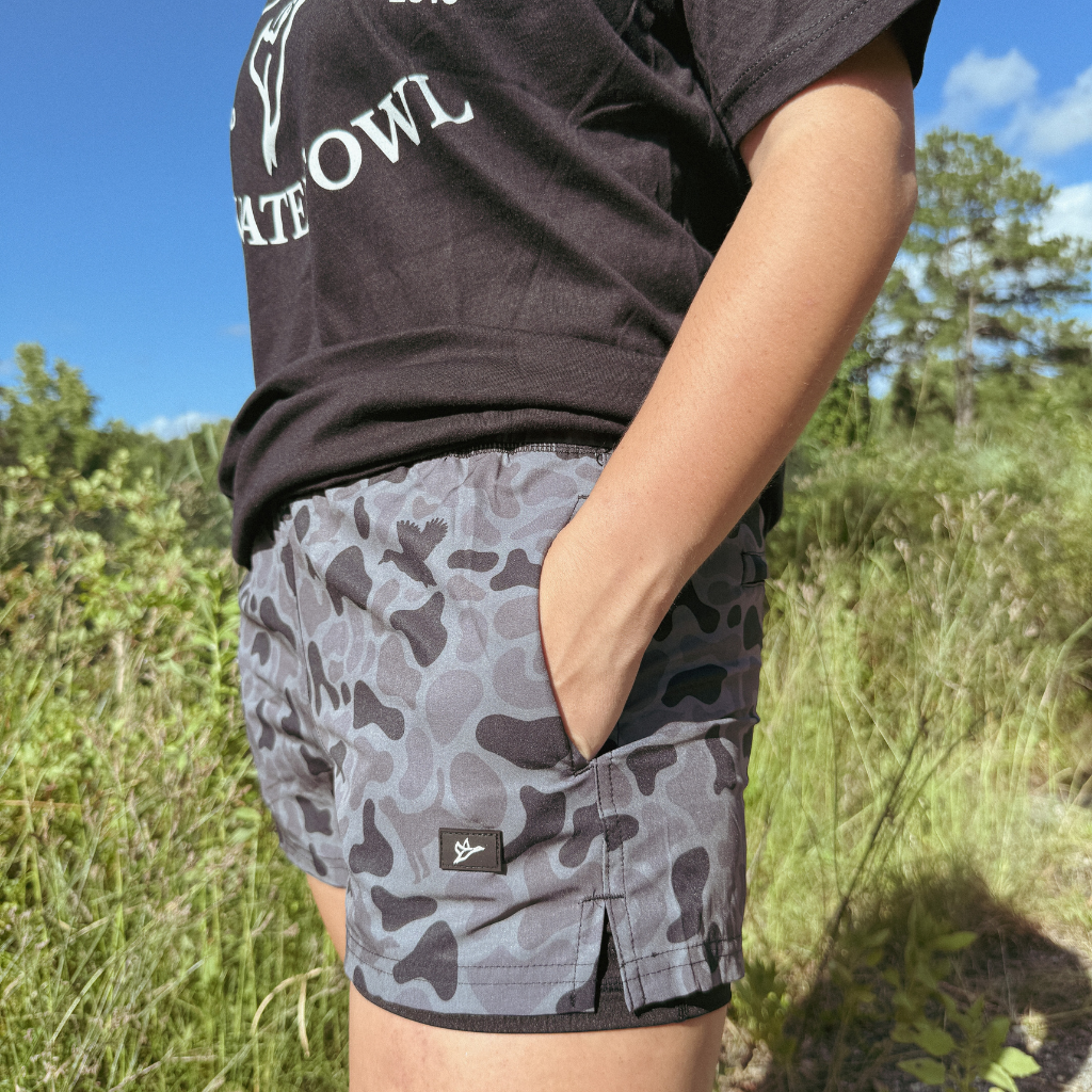 Combat Waterfowl 2.5 Women's Short Kandahar Camo view 2