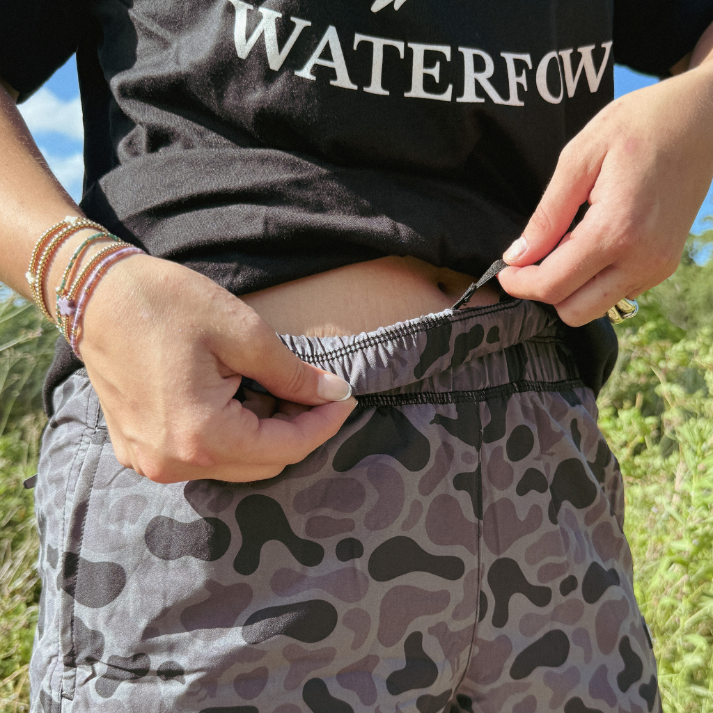 Combat Waterfowl 2.5 Women's Short Kandahar Camo view 5