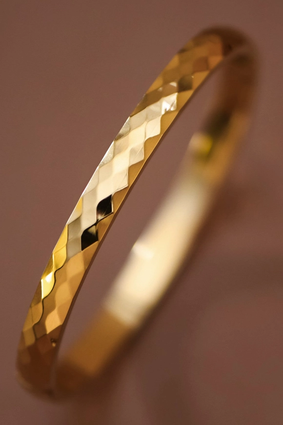 Hammered Gold Hinged Bangle